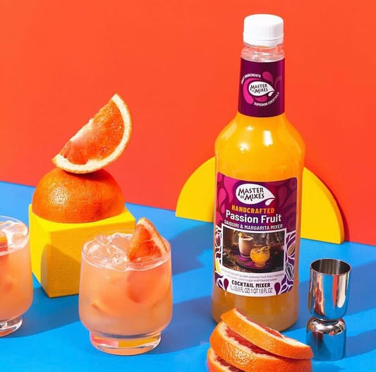 Passion Fruit Mixer med cocktail og frugt